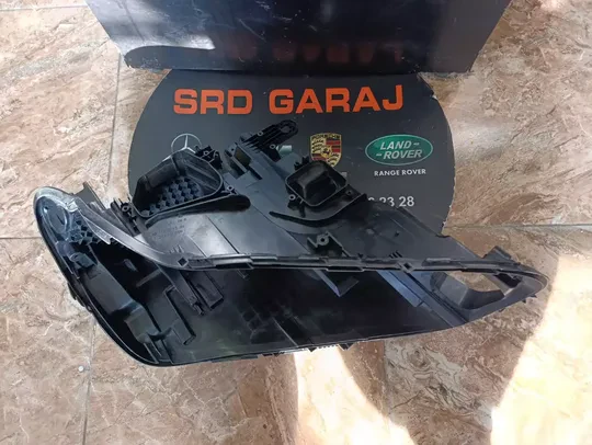 BMW 3 Serisi F39 2018- Sağ Far Kasası