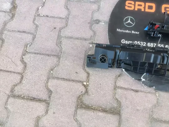 BMW 3 Serisi G20 Sağ Sol Radyatör Braketi 8666840 8666839 Sıfır Orjinal