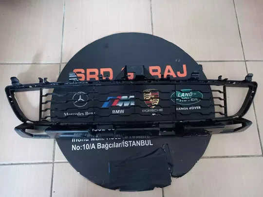 BMW 4 Serisi F32 Ön Tampon Braketi 8054503