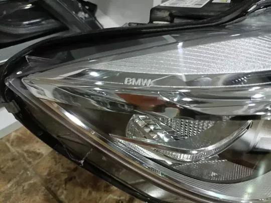 BMW 4 Serisi Sag Far Xenon