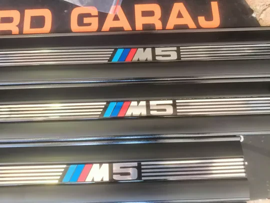 BMW 5 Serisi E34 M5 M-Tech Kapı Eşik Çıtası Seti