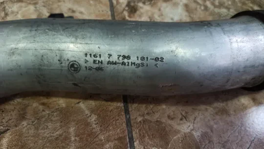 BMW 5 Serisi E60 Sağ Sol İntercooler Hortumu 7798101