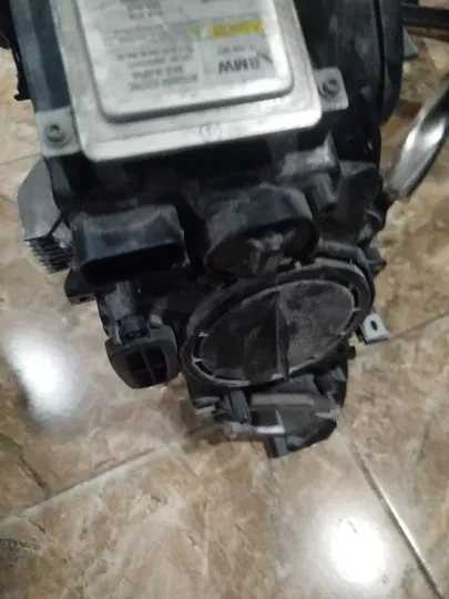 BMW 5 Serisi F10 2010-13 Adaptif Beyinli Sağ Far