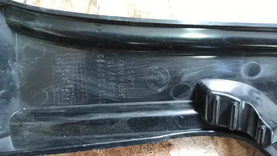 BMW 5 Serisi F10 F11 Çamurluk Breketı 51117207932 5111720793