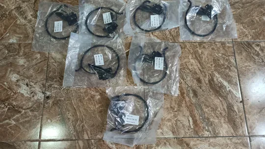 BMW 5 Serisi F10 Kaput Açma Mandalı 51237183765