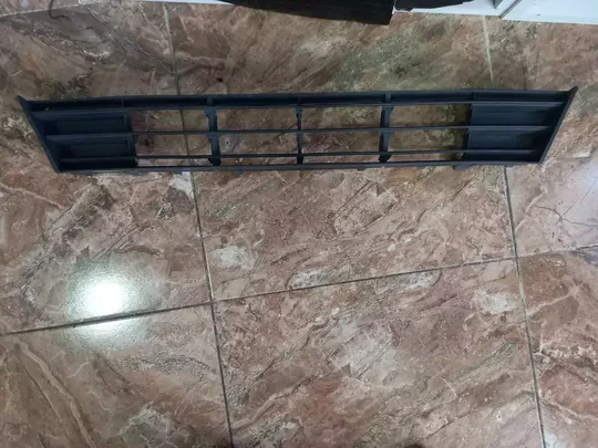 BMW 5 Serisi F10 LCI Ön Tampon Izgarası 7331724