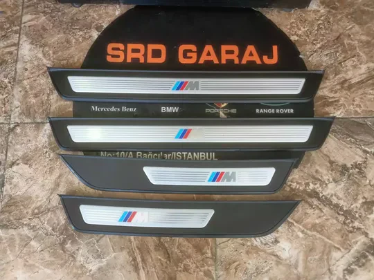 BMW 5 Serisi F10 M5 M-Tech Kapı Eşik Çıtası Seti
