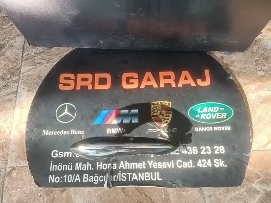 BMW 5 Serisi F10 Ön Sağ Kapı Kolu HUF157838006
