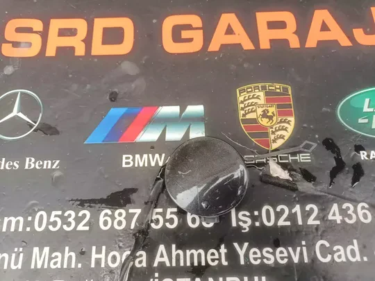 BMW 5 Serisi G30 2017-20 Ön Tampon Çeki Demir Kapağı Çıkma Orj 51118075172
