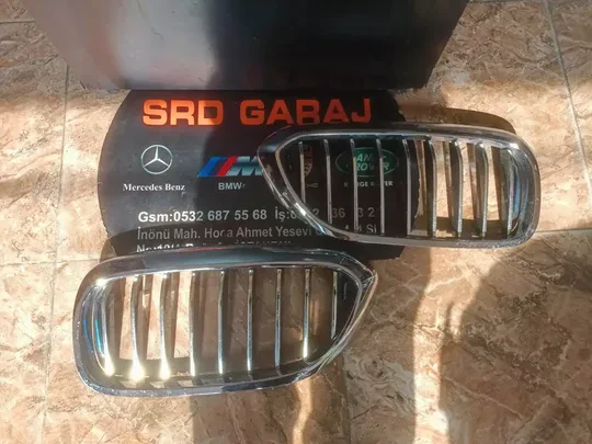 BMW 5 Serisi G30 2017-20 Panjur Krom Çıkma 7383520 7383519
