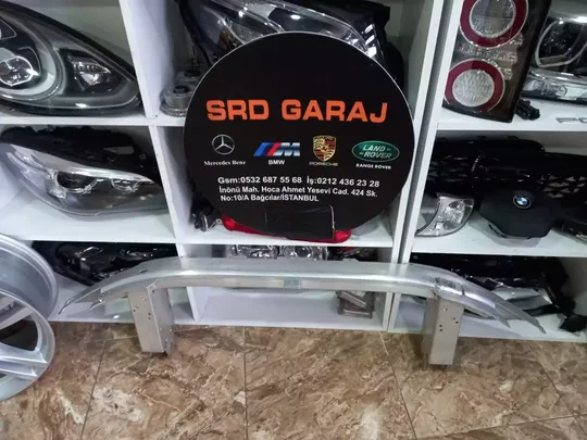 BMW 5 Serisi G30 G31 Ön Tampon Demiri 7385288