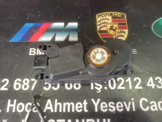 BMW 5 Serisi G30 Hava Kelebek Motoru 9854640