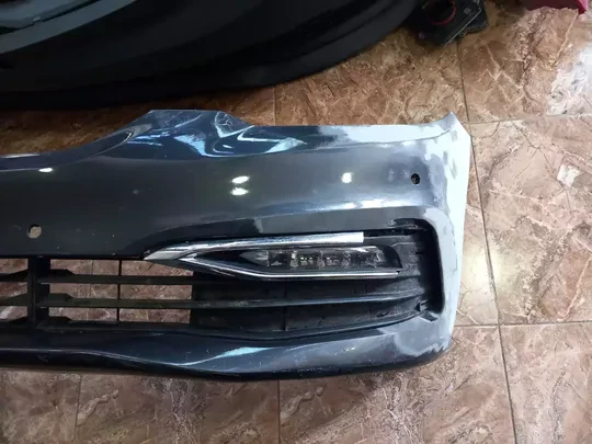 BMW 5 Serisi G30 Ön Tampon 2017- Orjinal 8054836 Dolu Çıkma