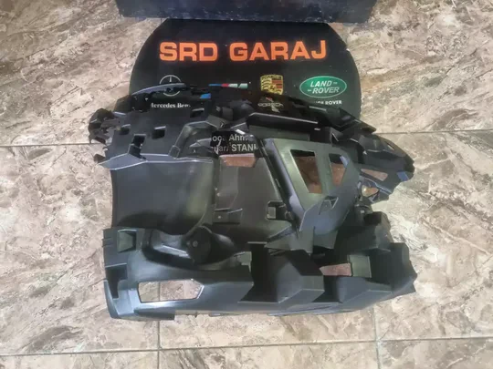 BMW 5 Serisi G60 Ön Tampon İç Braketi Sıfır 51118465150