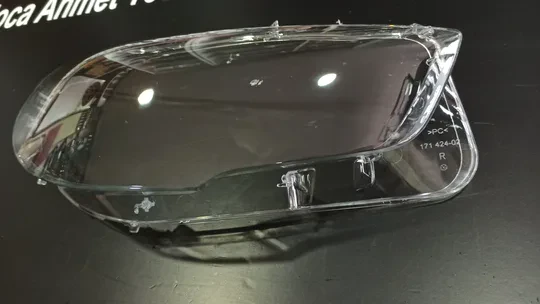 BMW 5 Serisi GT F07 Sağ Far Camı