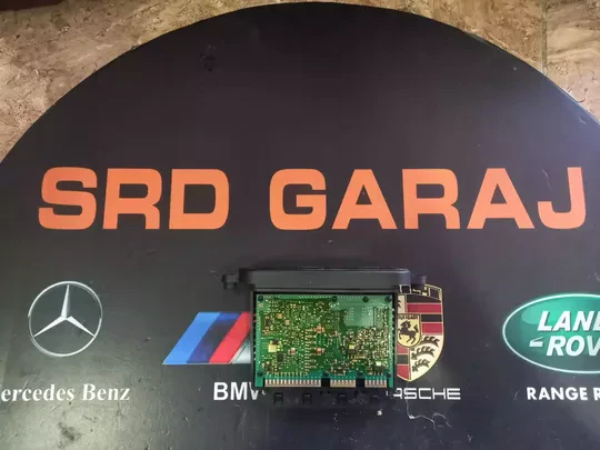 BMW 6 Serisi F12 F13 Far Kartı 7304597