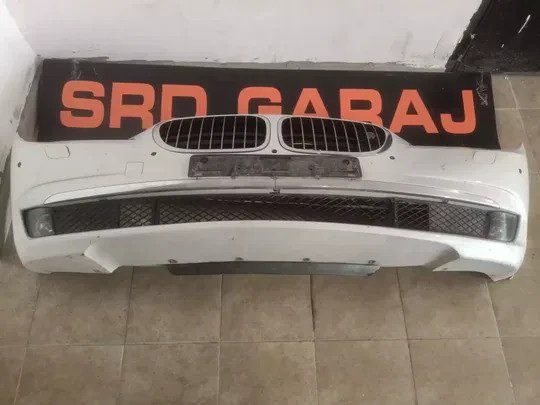 BMW 7 Serisi F01 F02 F07 Çıkma Dolu Beyaz Ön Tampon