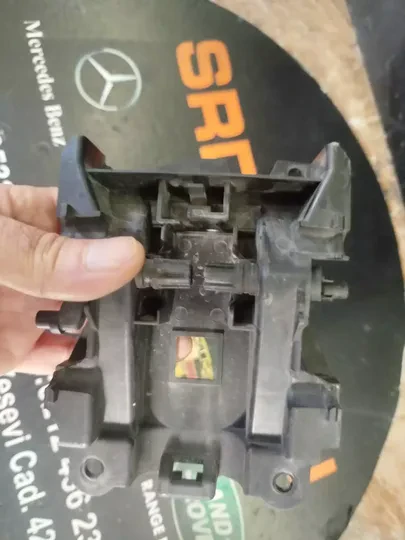 BMW Alt Hava Kanalı Motor Tutucu Çıkma 5A1A698-04