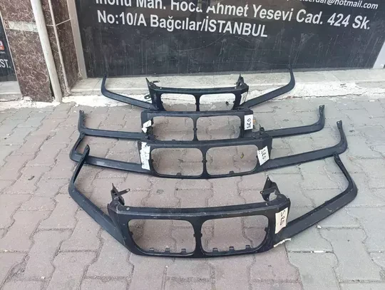 BMW E36 1990-97 Bıyık Sacı 41331977940