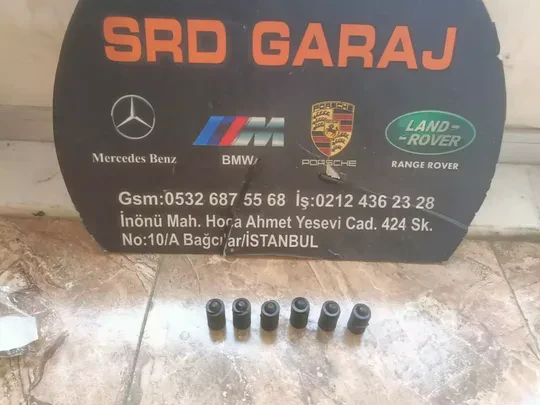 BMW E46 E60 E65 E87 E90 E83 E53 Radyatör Ayar Vidası 7514402
