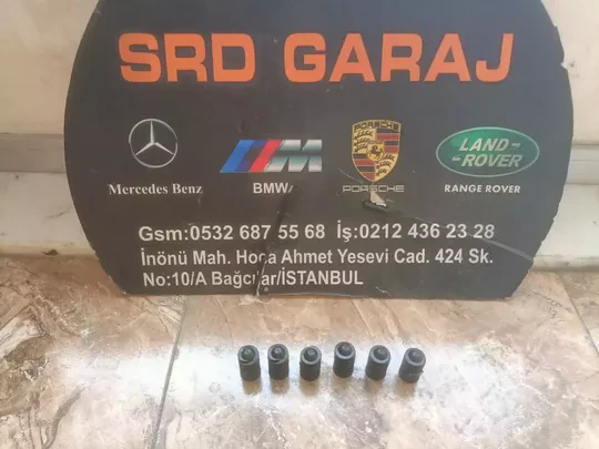 BMW E46 E60 E65 E87 E90 E83 E53 Radyatör Ayar Vidası 7514402
