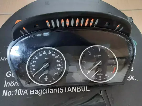 BMW E60 E61 Gösterge A2C53257079