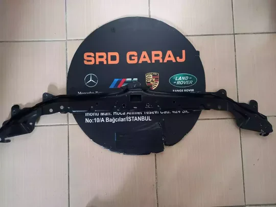 BMW E60 Ön Panel Sacı 7163462