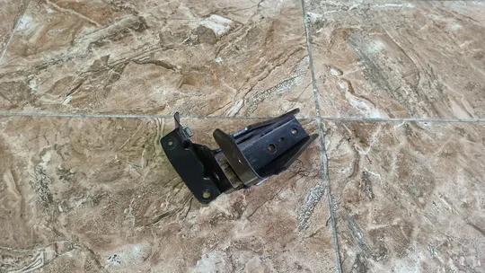 BMW E90 E91 E92 E93 Kaput Kilidi Mandalı Braketi 7116705