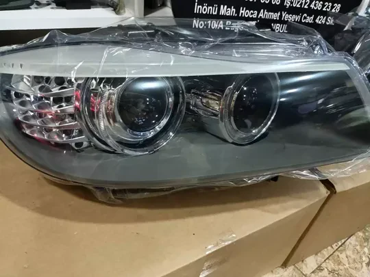 BMW E90 LCI Bi Xenon Far