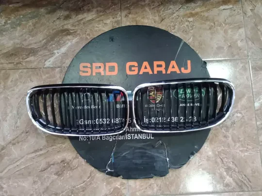 BMW E90 LCI Krom Siyah Sağ Sol Panjur 7201967 7201968