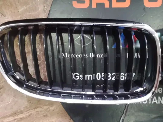 BMW E90 LCI Krom Siyah Sağ Sol Panjur 7201967 7201968