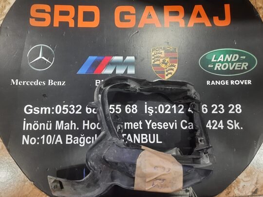 BMW E92 E93 Sağ Sis Bağlantı Ayağı
