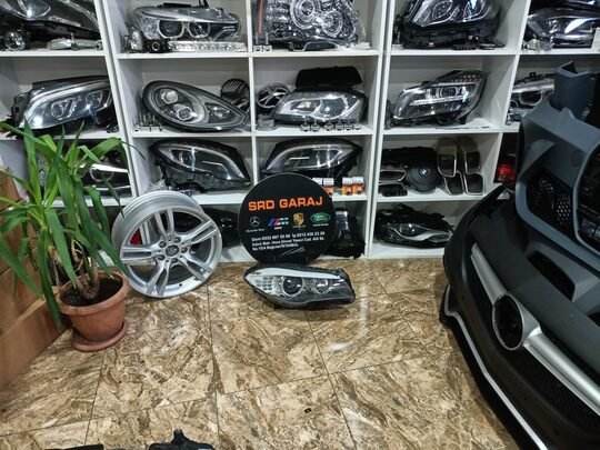 BMW F10 5 Serisi Far