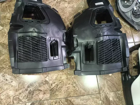 BMW F10 5 Serisi Ön Çamurluk Davlumbazı