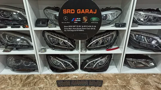 BMW F10 5 Serisi Ön Tampon Orta Izgarası 51117285950