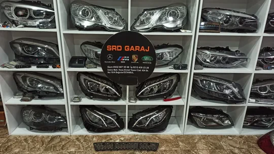 BMW F10 5 Serisi Ön Tampon Orta Izgarası 51117285950