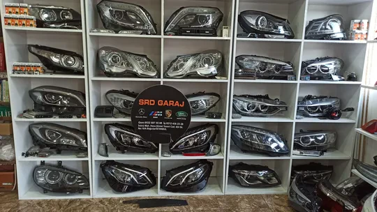 BMW F10 F11 5 Serisi Ön Sol Direk Kaplaması Kapı Palası 7182271