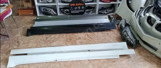 BMW F10 F11 5 Serisi Sağ Sol Marşbiyel Kaplaması