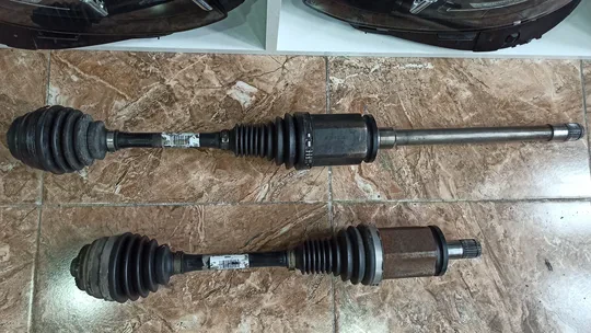 BMW F10 F11 F12 F13 F06 5 Serisi Xdrive Sağ Sol Aks 7593044