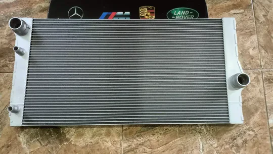 BMW F10 F11 F18 2010- Su Radyatörü Dizel 7805628