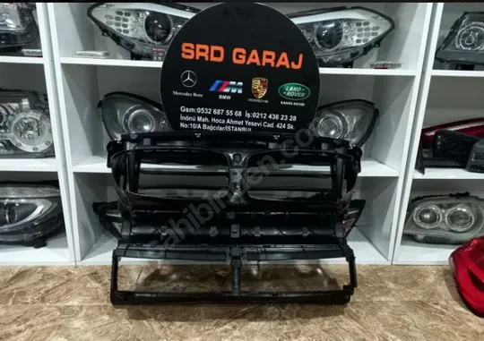 BMW F10 F11 F18 Ön Panel Hava Kanalı Maskesi