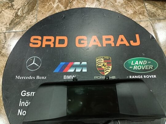 BMW F10 F11 Navigasyon Ekrani