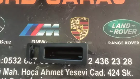 BMW F10 F30 F32 F36 F25 Bagaj Açma Butonu Kameralı 7368753