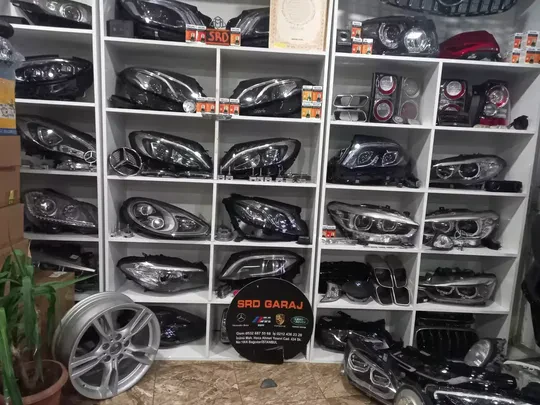 BMW F10 LCI M Tech Sağ Far Yıkama Kapagı A51118048680