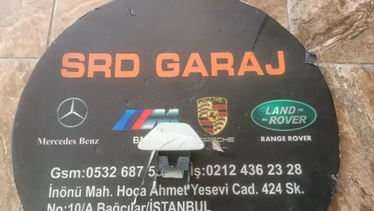 BMW F10 M-Tech M5 Far Yıkama Kapağı 79006281