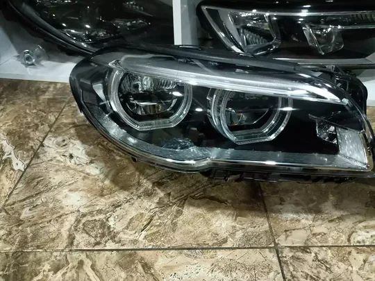 BMW F10 M5 Dönüşüm Far Seti