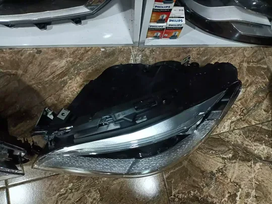 BMW F10 M5 Dönüşüm Far Seti