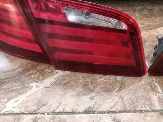 BMW F10 Orjinal Cikma Stop Tek Satilir
