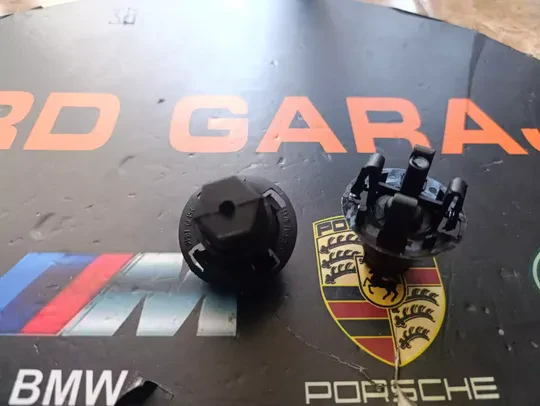 BMW F20 F01 F25 Kaput Ayar Takozu 7183752