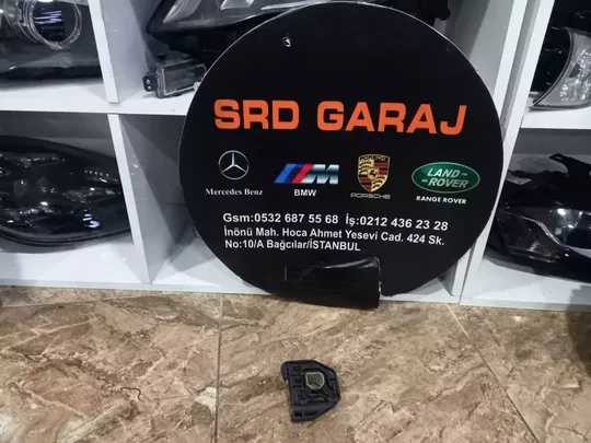 BMW F20 F21 F22 F23 F30 F31 F32 Radyatör Braketi 17118620733